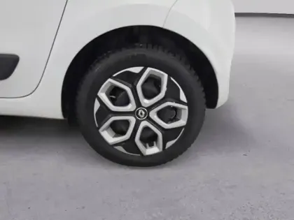 Photo 26 Renault Twingo  III E-Tech