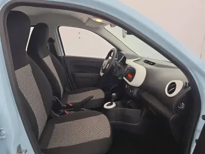 Photo 219 Renault Twingo  III E-Tech