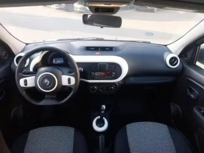Photo 9 Renault Twingo  III E-Tech