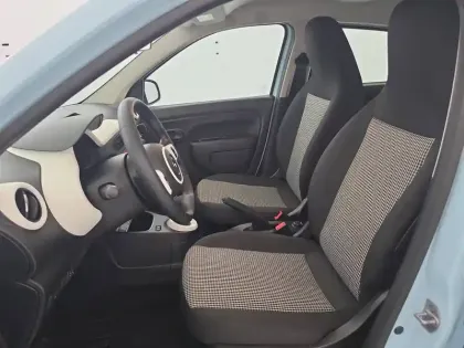 Photo 299 Renault Twingo  III E-Tech