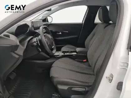 Photo 8 Peugeot 208  Hybrid 110 ch e-DCS6