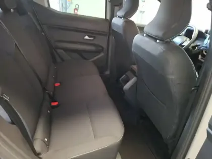 Photo 16 Dacia Duster  Hybrid 140