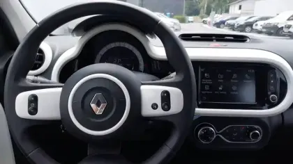 Photo 9 Renault Twingo  III E-Tech