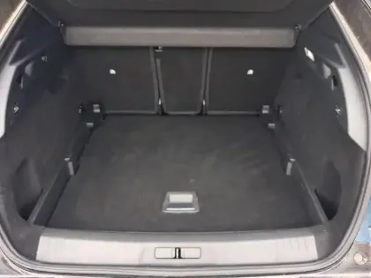 Photo 19 Peugeot 3008  Electrique 210 ch 73 kWh