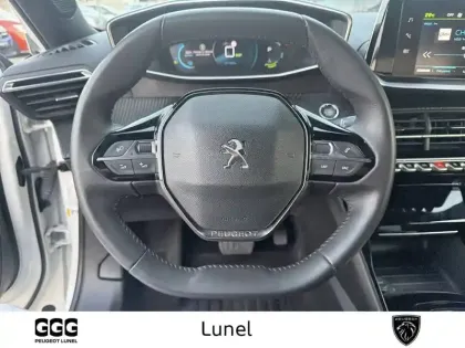 Photo 12 Peugeot 2008  Electrique 136 ch