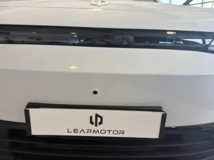 Photo 21 Leapmotor C10  REEV 28.4 kWh - 158 kW
