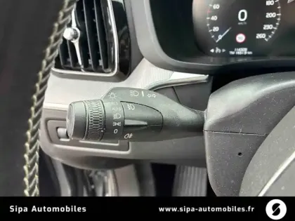 Photo 32 Volvo XC60  T8 Twin Engine 303 ch + 87 ch Geartronic 8