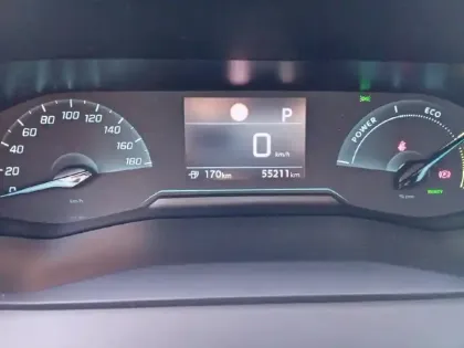 Photo 9 Peugeot 208  Electrique 50 kWh 136ch