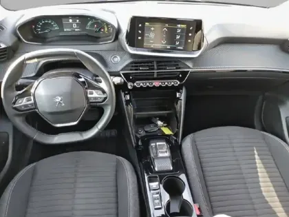 Photo 7 Peugeot 208  Electrique 50 kWh 136ch