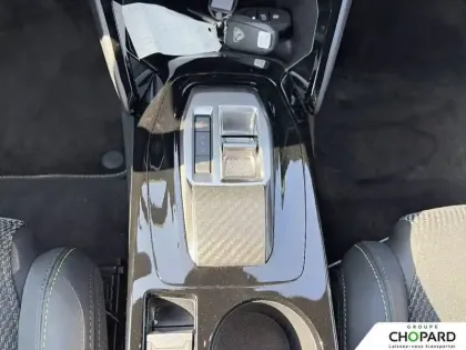 Photo 18 Peugeot 2008  Hybrid 145 e-DCS6