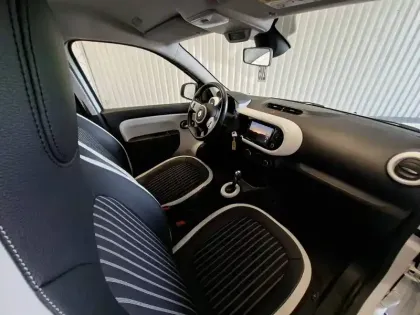 Photo 10 Renault Twingo  III Achat Intégral