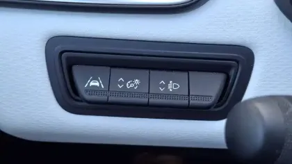 Photo 72 Renault Clio  E-Tech full hybrid 145