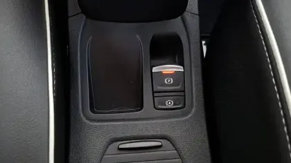 Photo 57 Renault Clio  E-Tech full hybrid 145