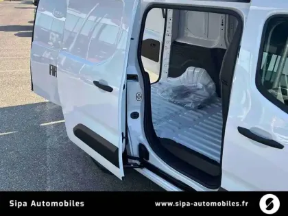 Photo 36 Fiat Doblo  FOURGON M DIESEL 100 CH MANUELLE