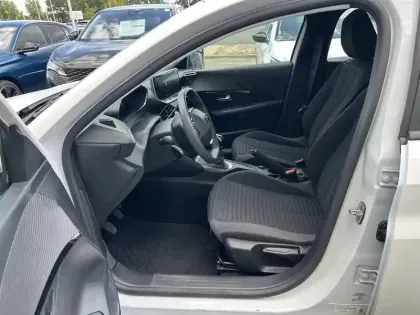 Photo 9 Peugeot 208  PureTech 100 S&S BVM6
