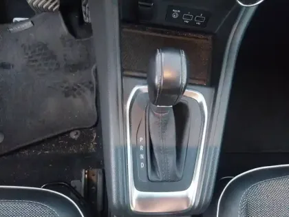 Photo 12 Renault Captur  TCe 130 EDC FAP