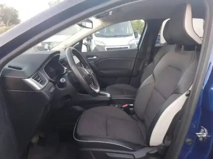 Photo 8 Renault Captur  TCe 130 EDC FAP