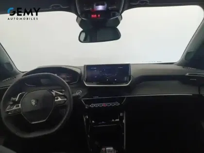 Photo 7 Peugeot 2008  Hybrid 145 e-DCS6
