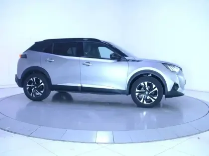 Photo 29 Peugeot 2008  PureTech 130 S&S EAT8