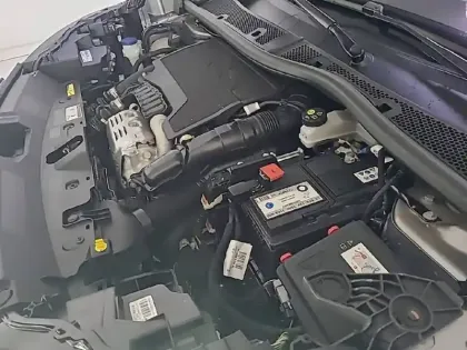 Photo 40 Peugeot 2008  PureTech 130 S&S EAT8