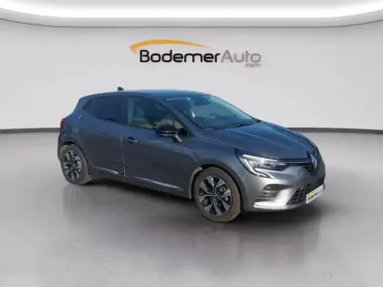 Photo 6 Renault Clio  E-Tech full hybrid 145