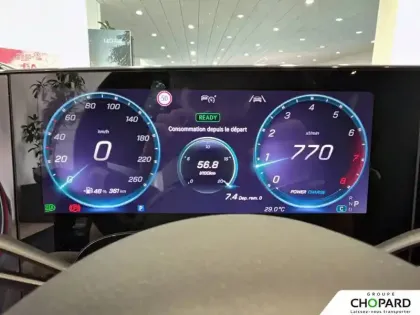 Photo 16 Mercedes GLB  220 4MATIC