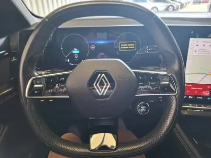 Photo 32 Renault Austral  E-Tech hybrid 200