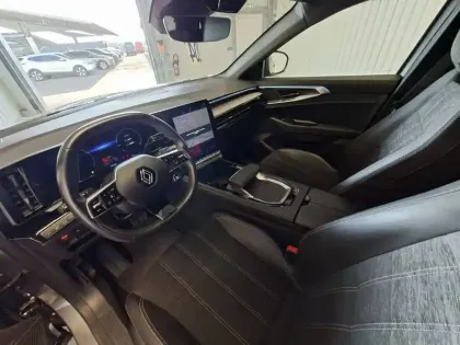 Photo 8 Renault Austral  E-Tech hybrid 200