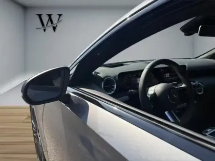 Photo 10 Mercedes Classe A 180 Edition 140