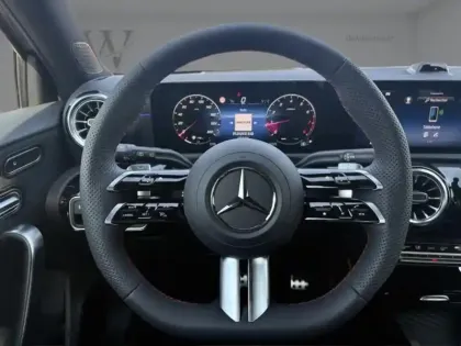 Photo 11 Mercedes Classe A 180 Edition 140