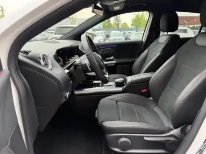 Photo 11 Mercedes GLA 200 AMG Line