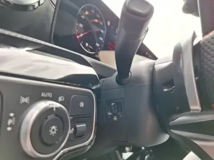 Photo 19 Mercedes Classe A 200 d AMG Line