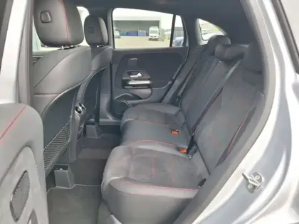 Photo 12 Mercedes GLA 250 e Hybrid EQ AMG Line