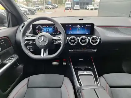 Photo 10 Mercedes GLA 250 e Hybrid EQ AMG Line