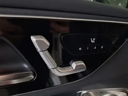 Photo 16 Mercedes GLC  300 d e Hybrid EQ 4MATIC C