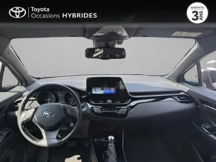 Photo 7 Toyota C-HR  1.8 Hybride 122ch Design Ultimate E-CVT