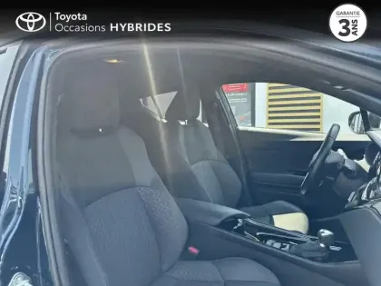 Photo 5 Toyota C-HR  1.8 Hybride 122ch Design Ultimate E-CVT