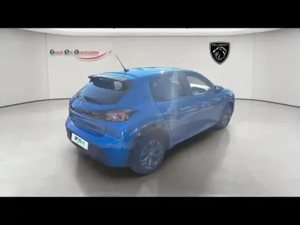 Photo 5 Peugeot 208  e- 136ch Style