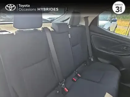 Photo 12 Toyota Yaris  116h Dynamic 5p MC24