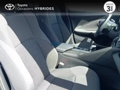Photo 5 Toyota C-HR  1.8 Hybride 140ch Dynamic NG23