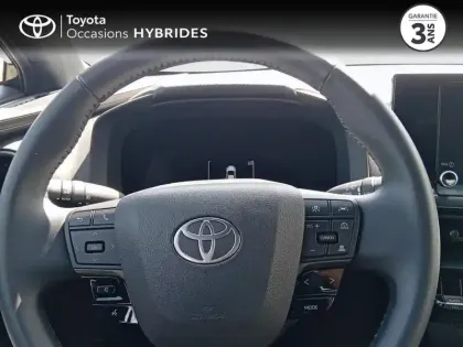 Photo 12 Toyota C-HR  1.8 Hybride 140ch Dynamic NG23