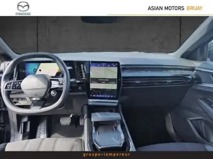 Photo 10 Renault Austral  1.2 E-Tech full hybrid 200ch Iconic- 24