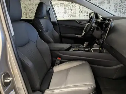 Photo 8 Lexus Nx  450h+ Luxe 4WD MY25
