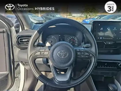 Photo 14 Toyota Yaris  116h Dynamic 5p MC24