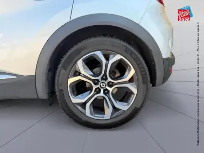 Photo 24 Renault Captur  1.6 E-Tech hybride 145ch Techno