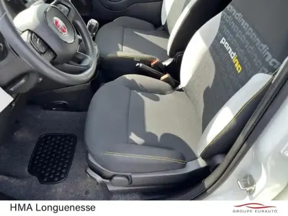 Photo 10 Fiat Panda  Classic 1.0 70ch BSG S&S Pandina Step 2