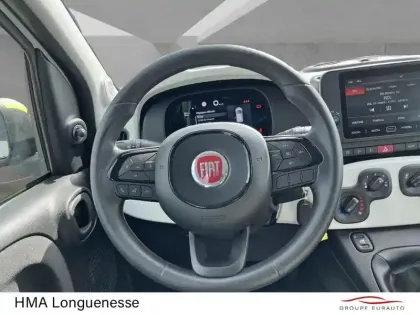 Photo 8 Fiat Panda  Classic 1.0 70ch BSG S&S Pandina Step 2