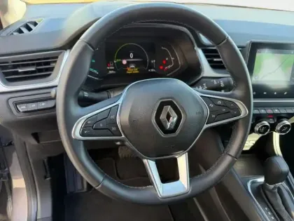 Photo 14 Renault Captur  1.6 E-Tech hybride 145ch Techno