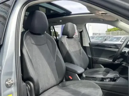 Photo 14 Volkswagen Tiguan  1.5 eTSI 150ch Elegance DSG7