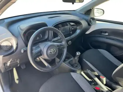 Photo 13 Toyota Aygo X  1.0 VVT-i 72ch Dynamic